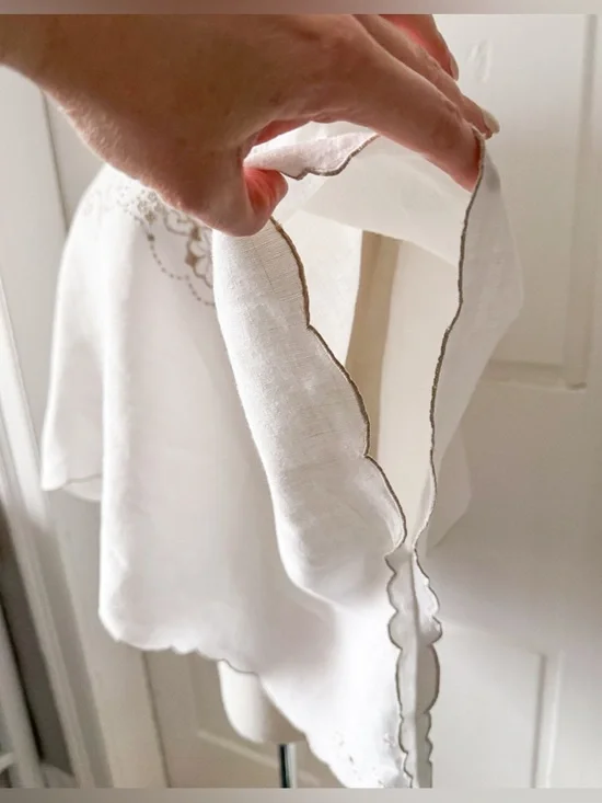 Handmade 🪡 🧵 Upcycled Vintage Linen Breezy Top - Picture 7 of 7